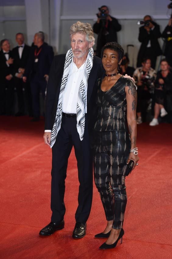 Roger Waters y Kamilah Chavis