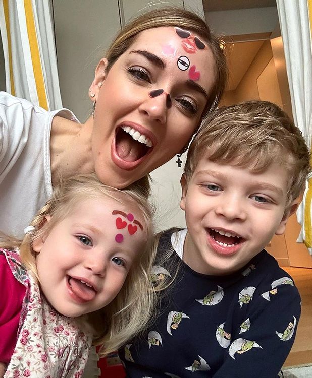 Chiara Ferragni y sus dos hijos 