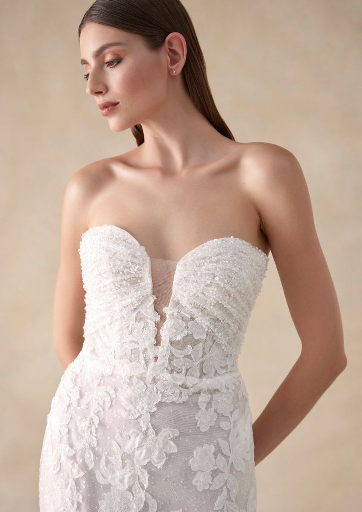 pronovias 44a