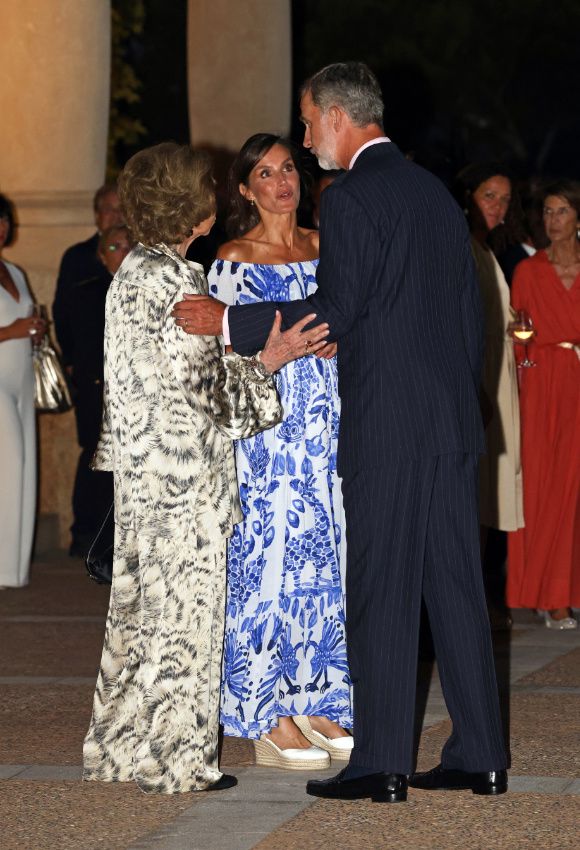 Los Reyes y doña Sofía en la recepción de Marivent