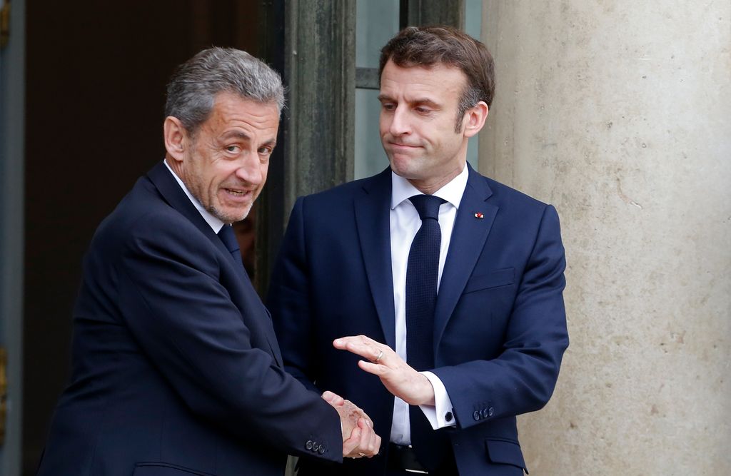 Nicolas Sarkozy, condenado a un año de arresto domiciliario con brazalete electrónico