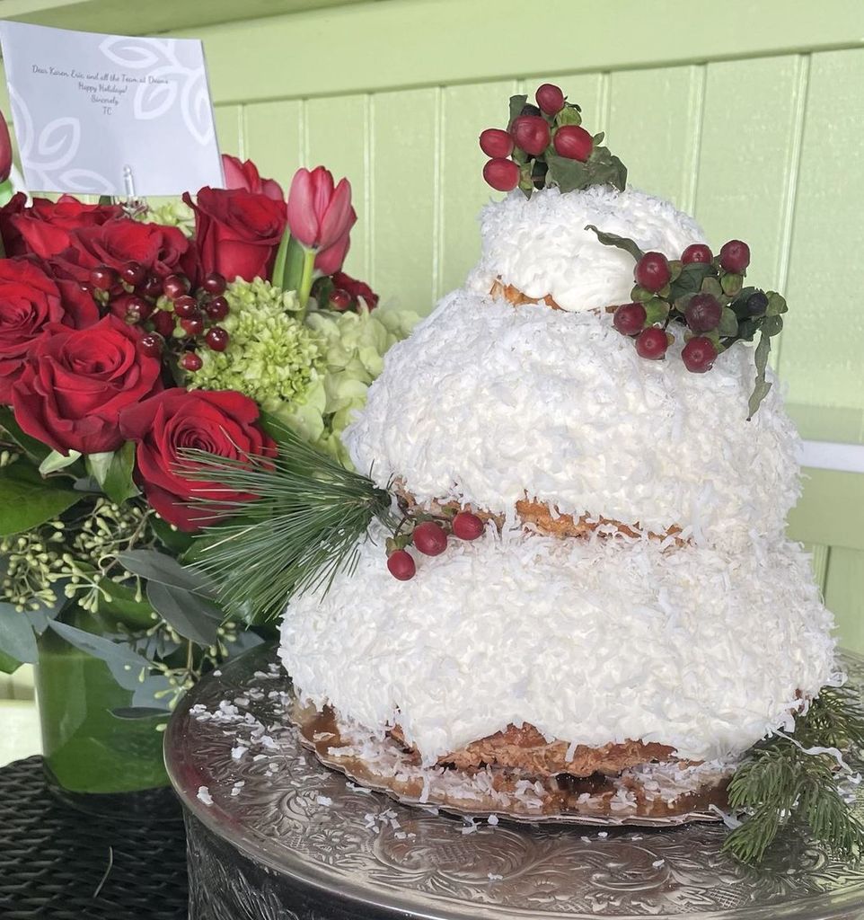 La pastelería Doan’s Bakery también realiza pedidos especiales con este pastel 