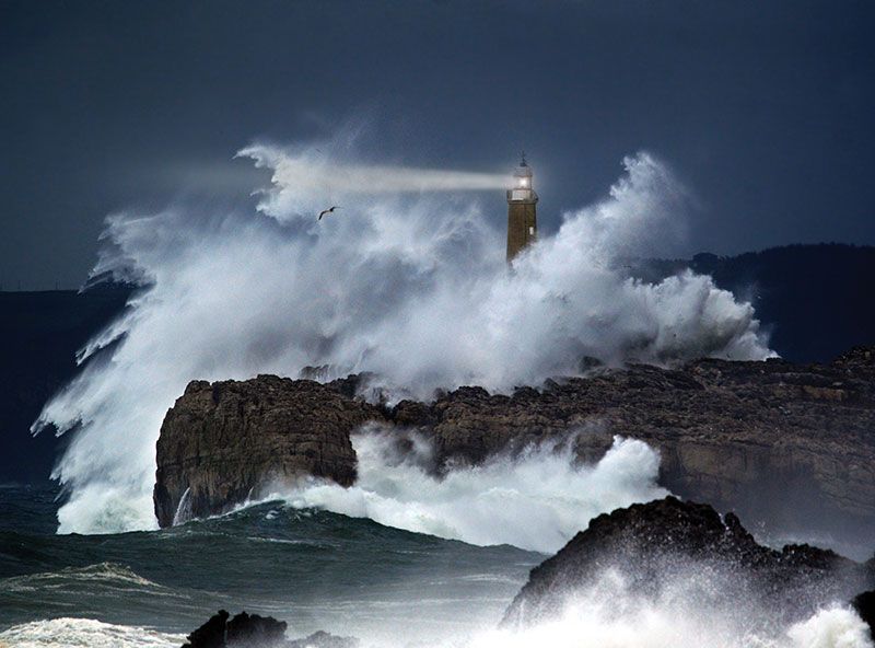 Faro-de-Mouro---Santander