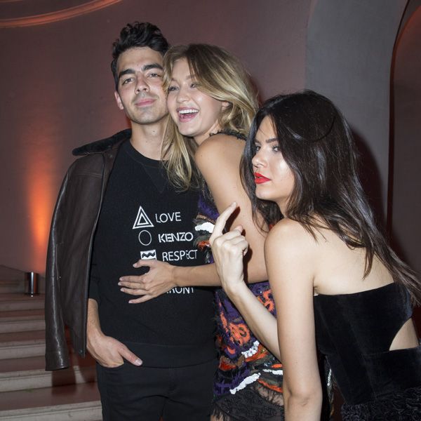 Gigi Hadid con Joe Jonas y Kendall Jenner
