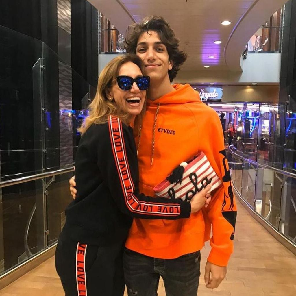 lili estefan y su hijo lorenzo