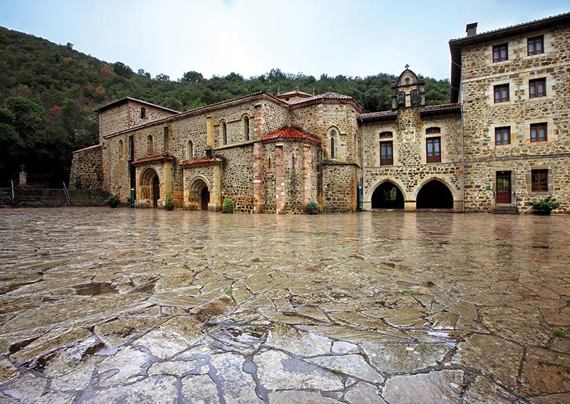 Monasterio de Santo Toribio de Liebana cantabria