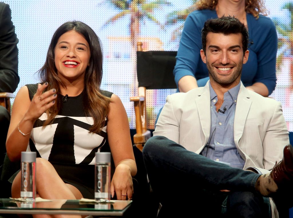 Gina Rodríguez y Justin Baldoni protagonizaron 'Jane The Virgin' (foto de 2014)