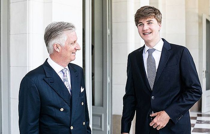 Felipe de Bélgica con su hijo Gabriel 