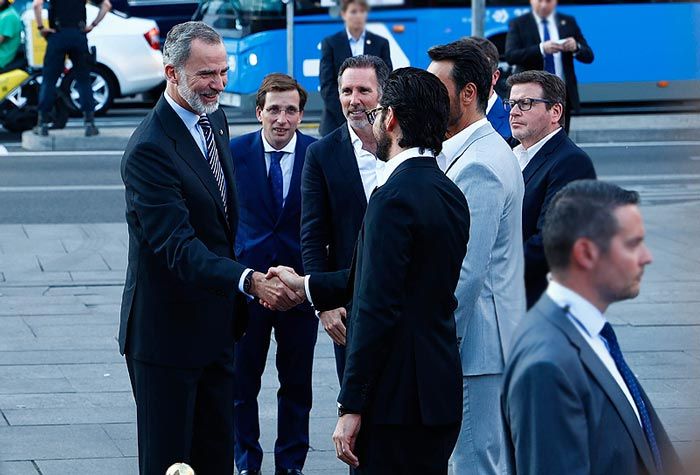 El rey Felipe en el estreno de 'Sin límites'