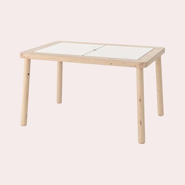 Mesa para niños FLISAT de IKEA