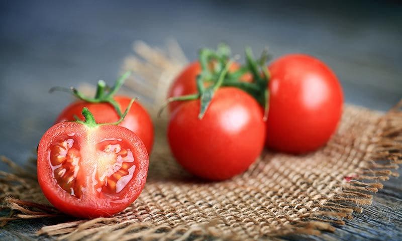 alimentos agua hidratacion calor tomate