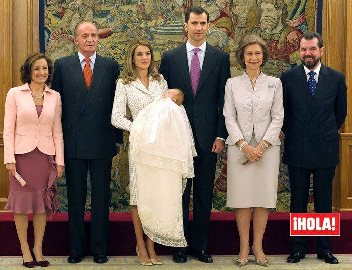 Reina Letizia en el bautizo de Leonor