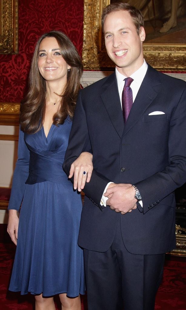 clarence house announced william and kate 39 s engagement on november 16 2010