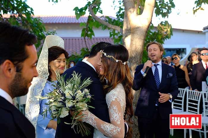 Un 'sí quiero' con sabor flamenco: la romántica boda de Elena González y Paco Ureña