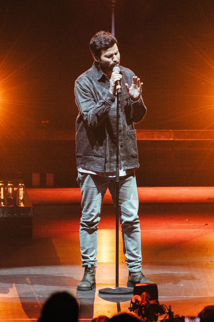 Guillermo Bárcenas, durante su concierto en el Starlite Christmas