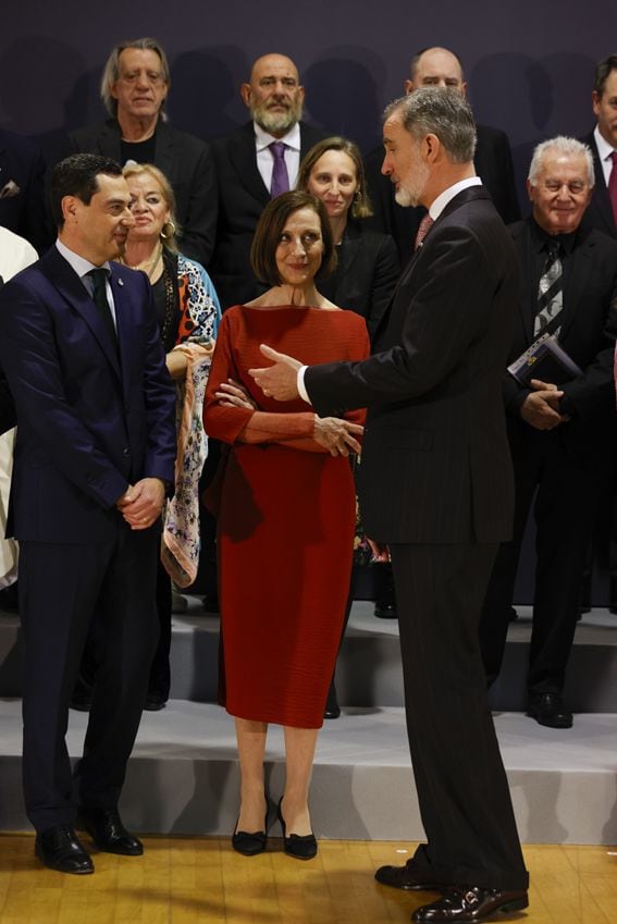 Los Reyes entregan en Cádiz las medallas de oro a las Bellas Artes