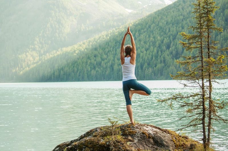 adobe chica yoga