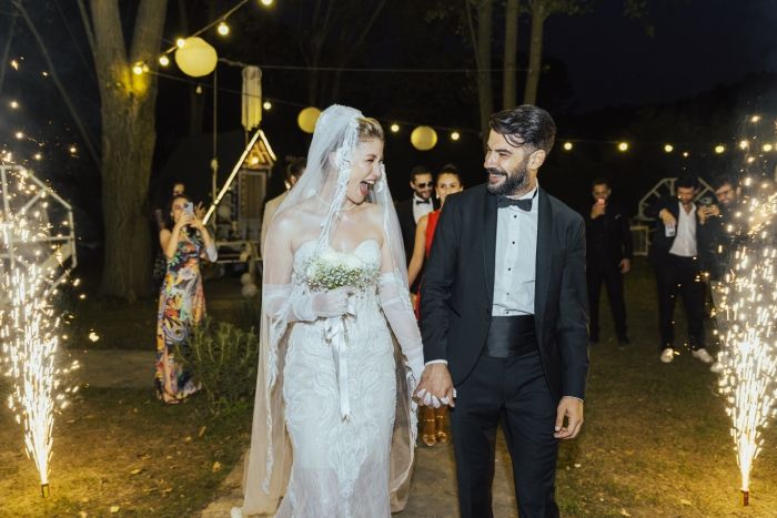 La romántica boda de Rüzgar Aksoy y Yasemin Sancaklı desde la lente de Hakan Akman