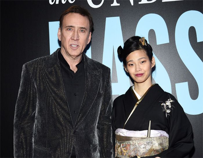 Nicolas Cage y Riko Shibata