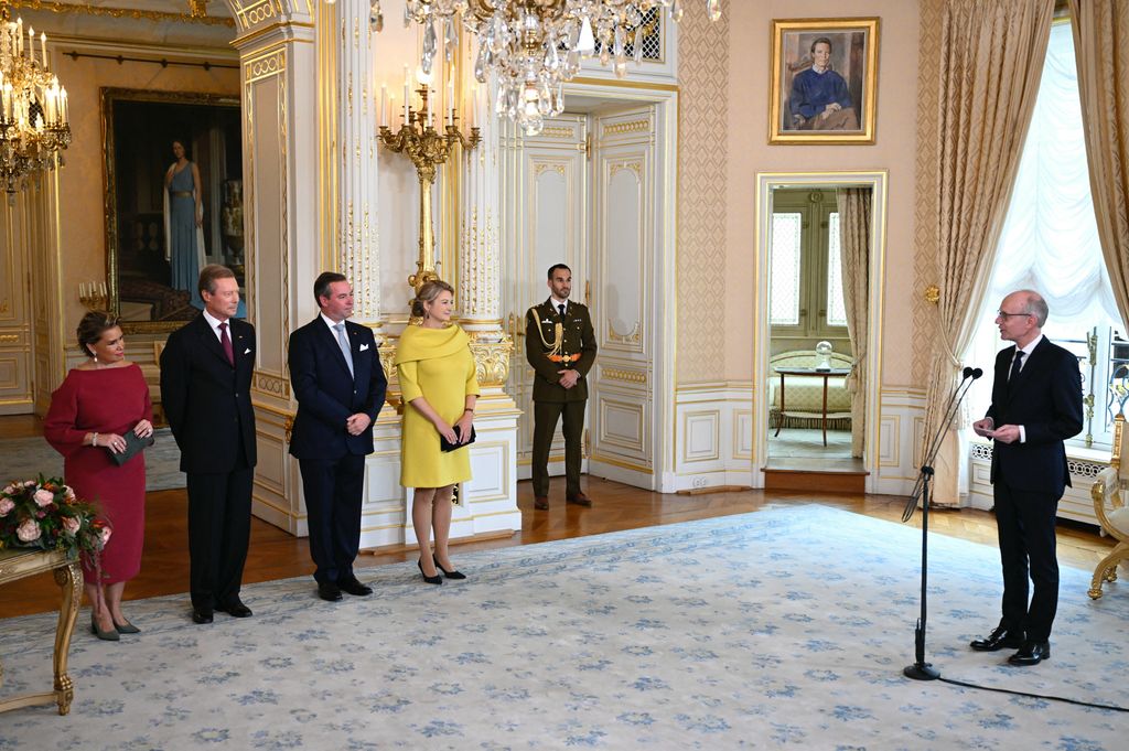 Ceremonia de traspaso de poderes entre el Gran Duque de Luxemburgo y su hijo Guillermo