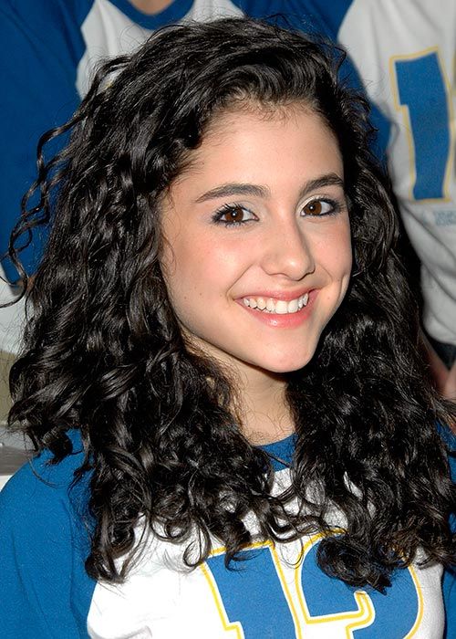 celebrities_pelo_natural_ariana_grande_1a