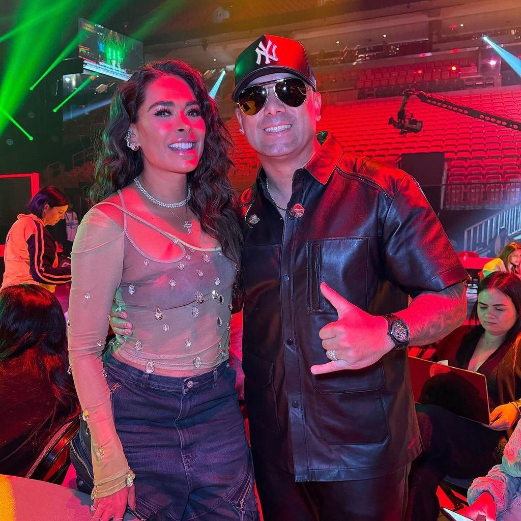 Galilea Montijo y Wisin