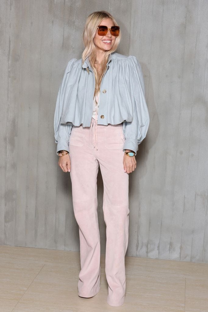 SIENNA MILLER EN EL DESFILE DE CHLOE