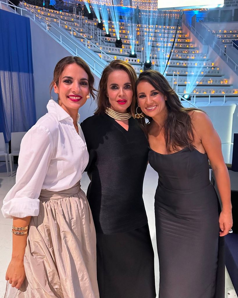 Esther Vaquero, Carme Chaparro y Lorena García en los Premios Planeta 2024