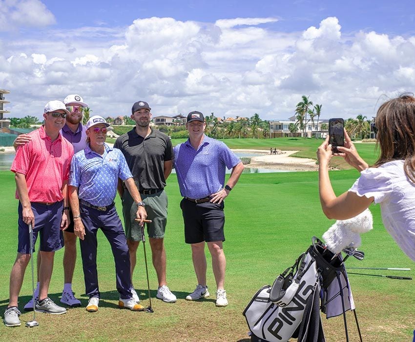 Golfistas en el campo de golf de Punta Espada en República Dominicana