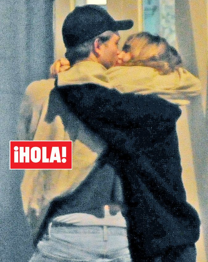 Robert Pattinson y Suki Waterhouse están juntos ¡y estas fotos lo confirman!