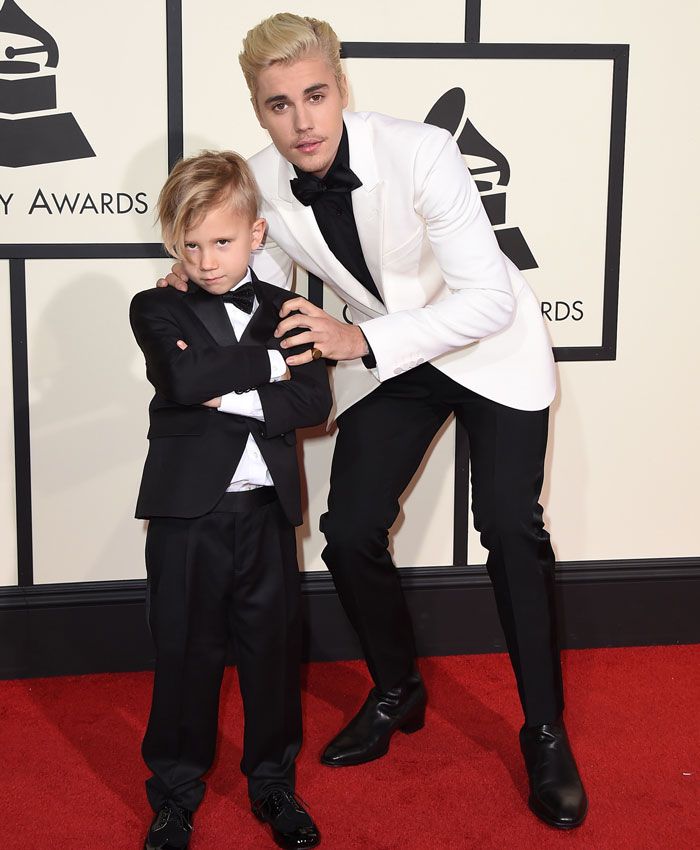 justin bieber hermano grammy