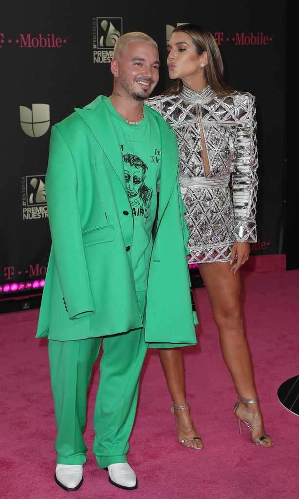 J Balvin y Valentina Ferrer