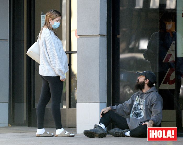 mia goth shia labeouf