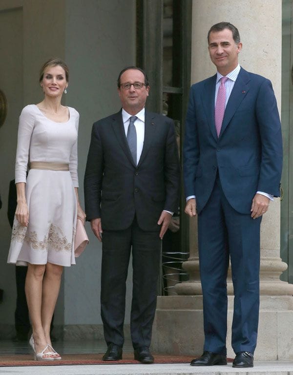 Los Reyes con el Presidente de Francia en su anterior visita oficial de presentación como nuevos soberanos de España
