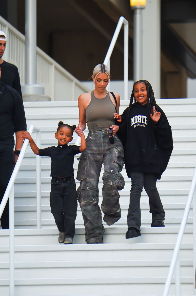 North y Chicago West son las protagonistas del nuevo video musical de su padre.