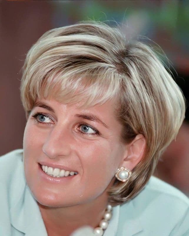 La BBC paga al secretario personal de Diana de Gales por la entrevista emitida en 1995