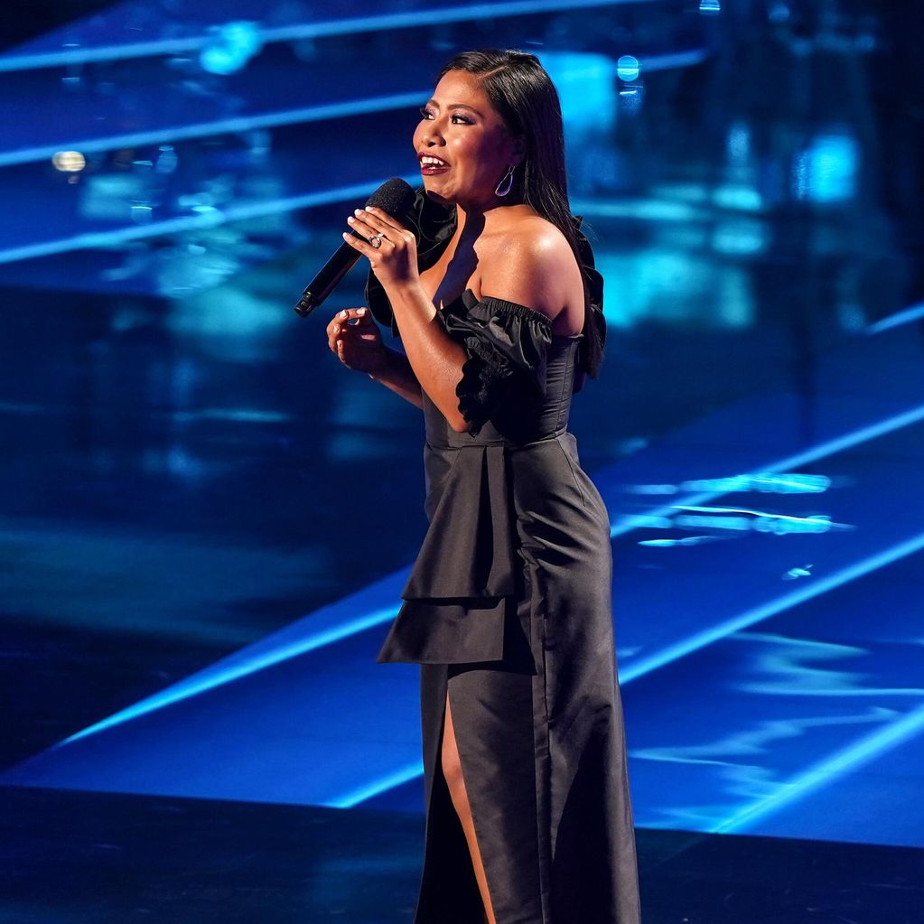 yalitza aparicio en los latin grammy