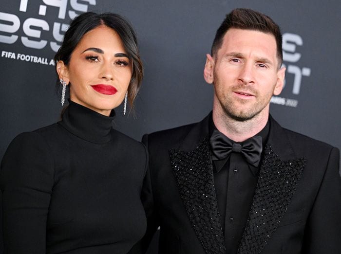 Leo Messi y Antonela Roccuzzo posan juntos en los premios The Best