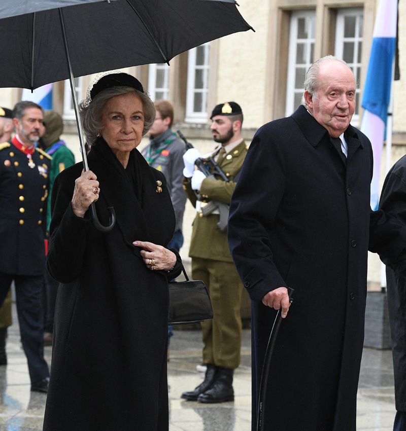 Los reyes Juan Carlos y Sofía en el funeral por el gran duque Juan de Luxemburgo