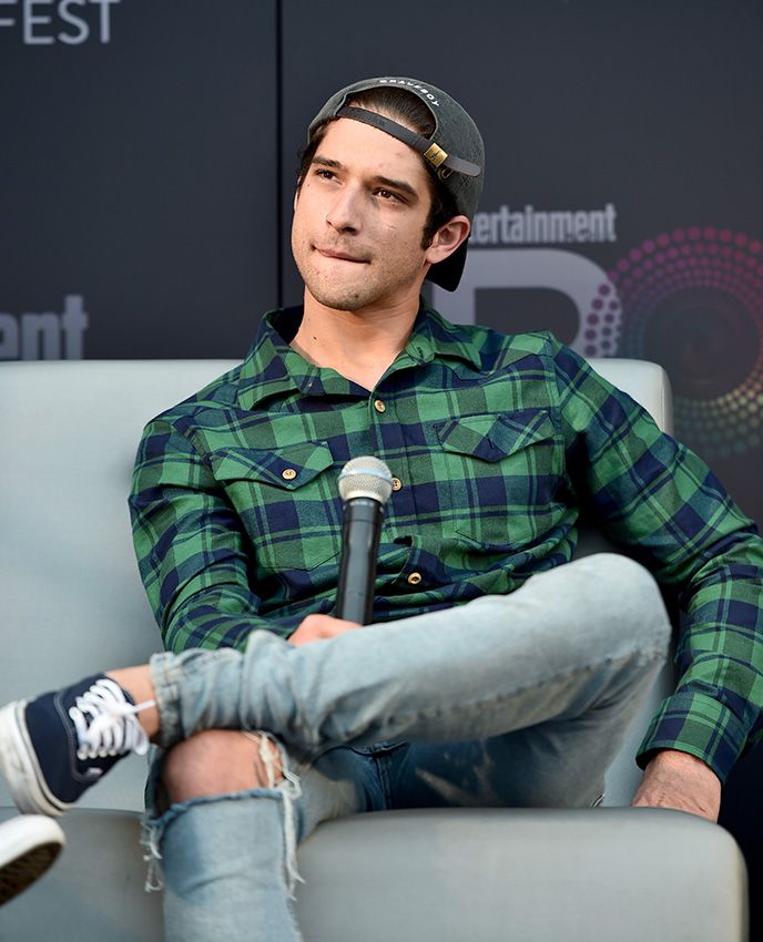 looks tyler posey4