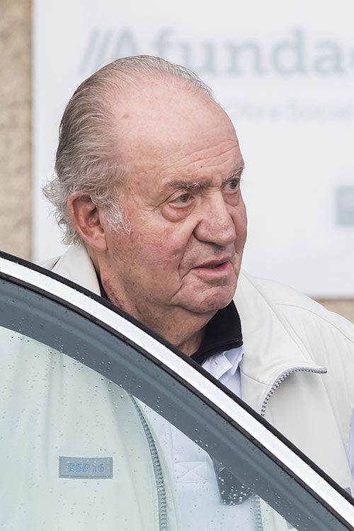 Rey Juan Carlos se reunirá el lunes con el rey Felipe, doña Sofía y otros miembros de su familia en Zarzuela