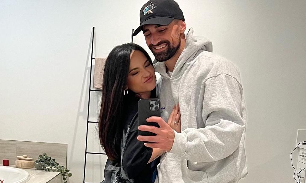 Becky G y Sebastian Lletget