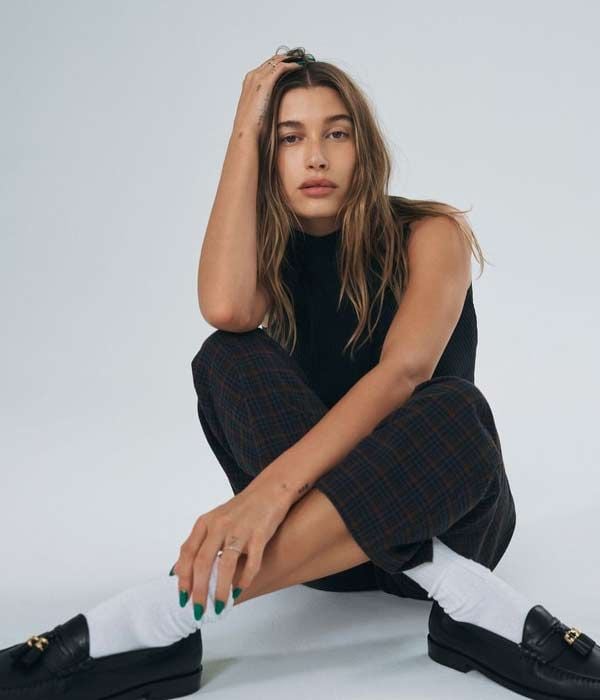 hailey baldwin mocasines