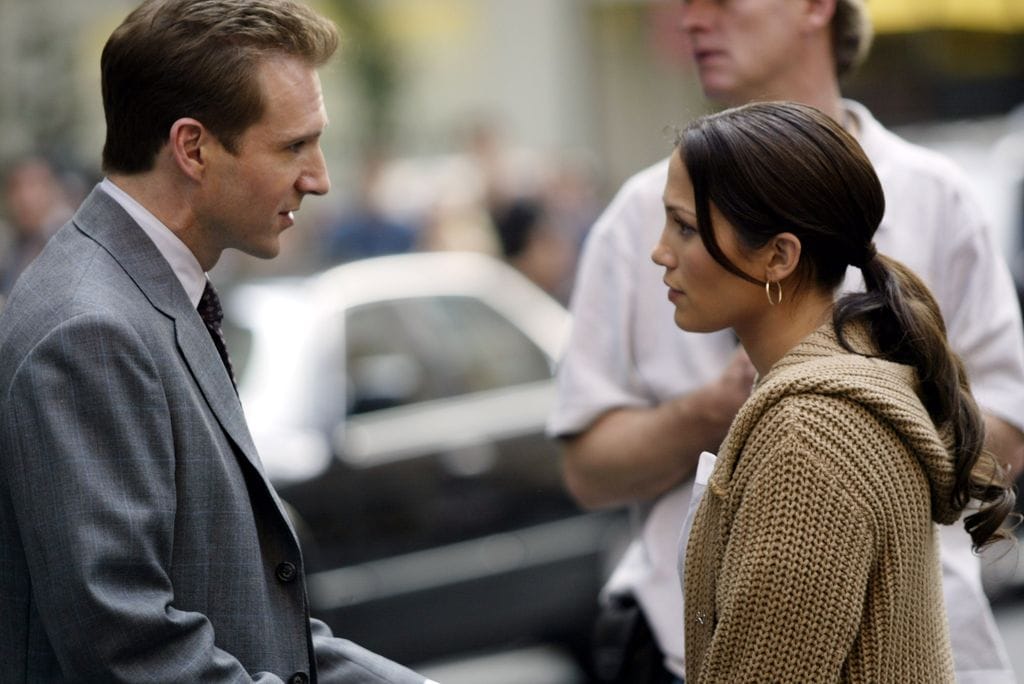 Ralph Fiennes and Jennifer Lopez durante las grabaciones de 'Maid in Manhattan'.