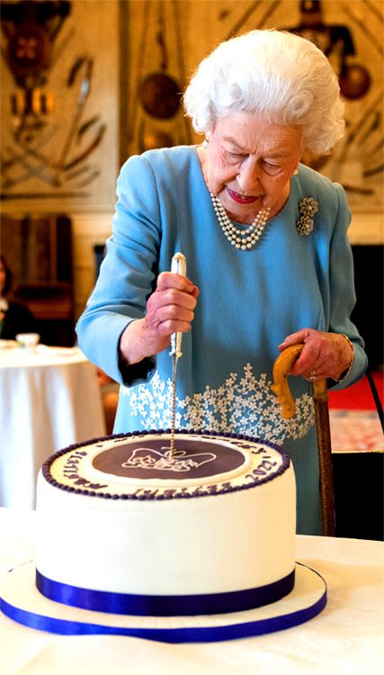 Encuentro de Isabel II con sus vecinos de Sandringham