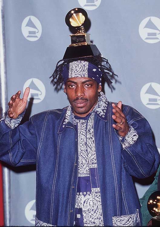 Coolio con su premio Grammy 