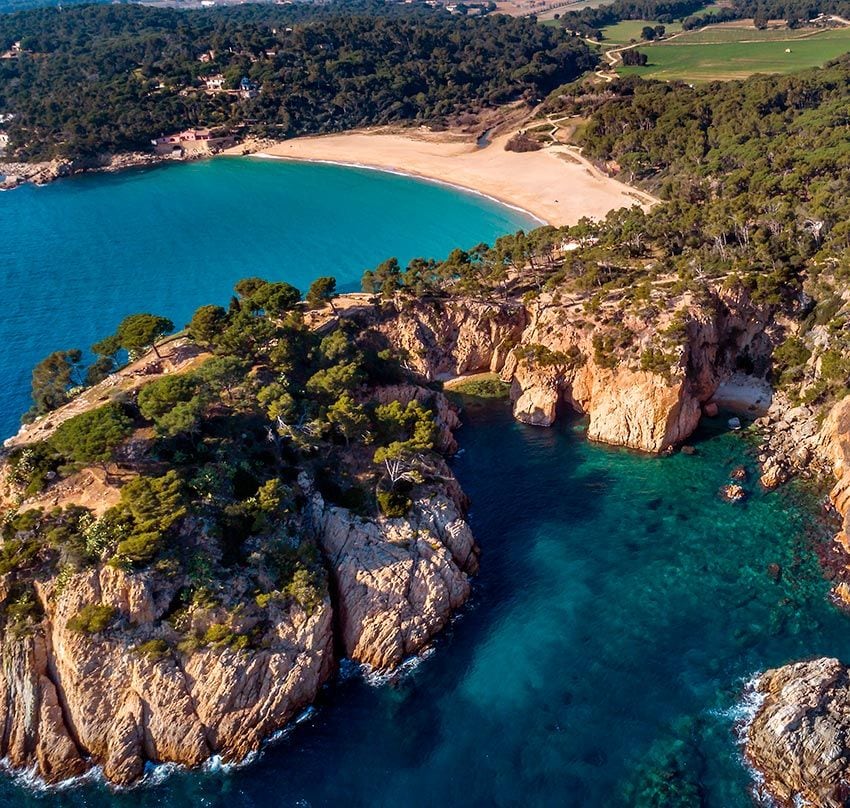 cala foradada y es castell