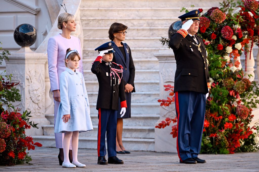 Charlene de Mónaco, Alberto de Mónaco, Estefanía de Mónaco, Jacques y Gabriella de Mónaco en el Día Nacional de Mónaco de 2024