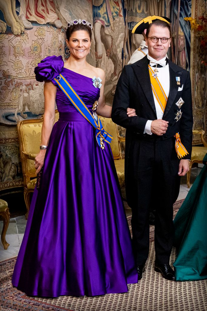 Victoria de Suecia, look de gala con vestido y tiara