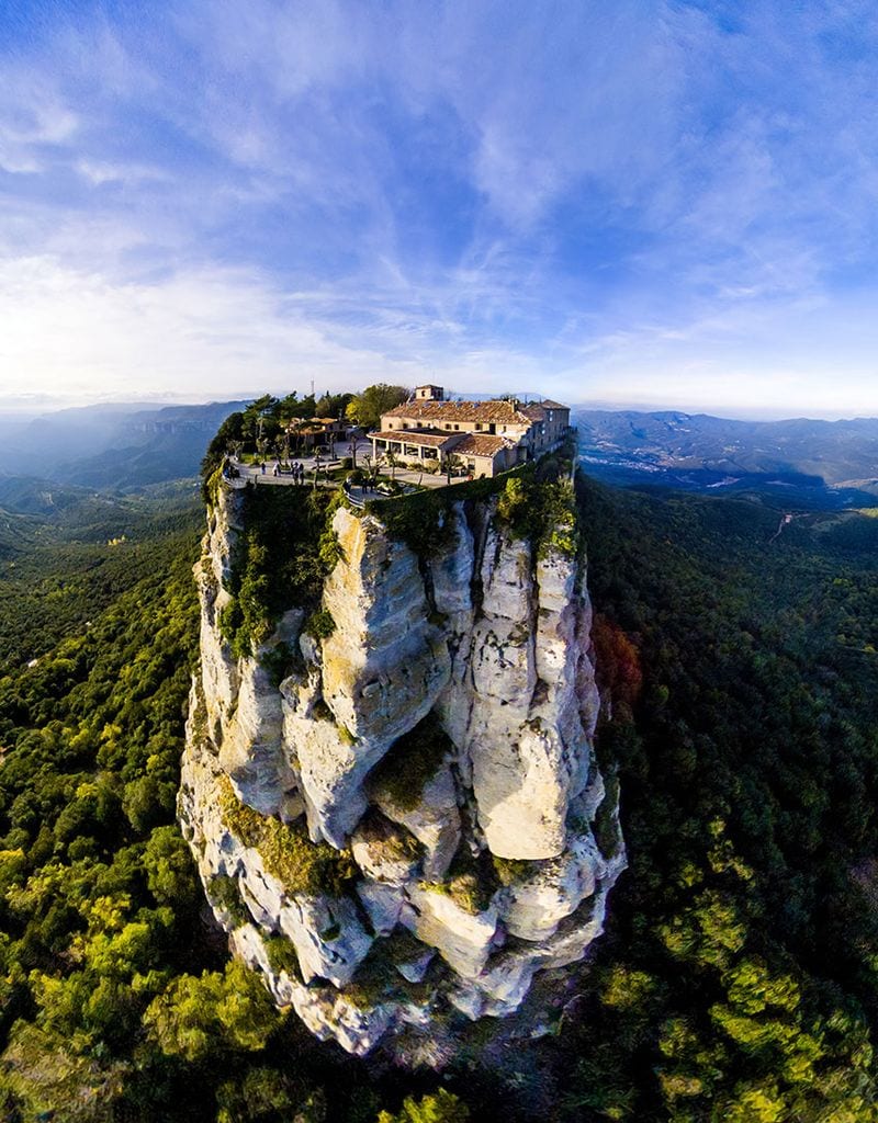 santuari del far in la garrotxa